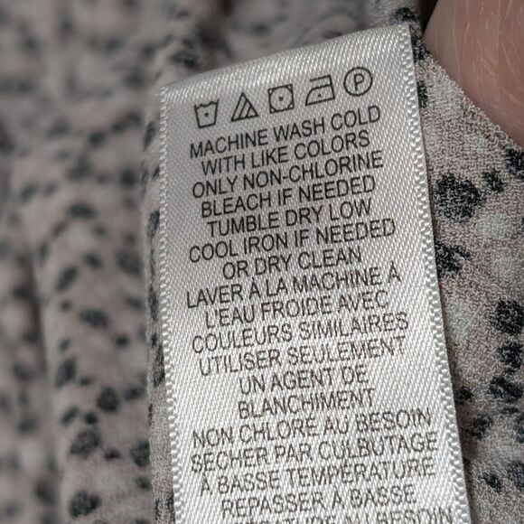 Adrianna Papell blouse women's size 1X polka dot ikat printed bubble sleeve top - Picture 8 of 10